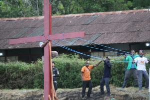 In the southern part of West Papua, Christian communities have erected 1,400 crosses to prevent the takeover of indigenous land. Photo Credit: CSI.