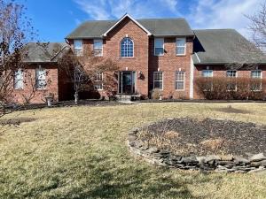 Well built & well maintained 4BR/3.5BA home w/finished basement on large 1.53+/- acre cul-de-sac lot in the Spruce Hill Estates neighborhood of Charles Town, WV. This home measures 5,112+/- sf., and features a large eat-in kitchen (all stainless steel appliances convey)