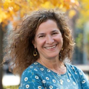 Picture of Synapse's co-founder and CEO, Jeannie Ramey.