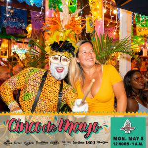 La Mexicana Taco Bar is bringing back the biggest Cinco de Mayo Fiesta 5 La Mexicana Taco Bar Cinco de Mayo patrons having a great time.