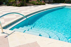 POOL STEPS