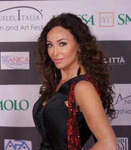 Sofia Milos wears Tess Mann Atelier at the 2025 Los Angeles Italia Film Festival at the Chinese Theatre. Photo used with permission: ©Sofia Milos