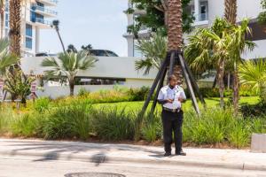  apartment security guard services