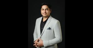 Saurav Chhabra, leadership consultant and founder, committed to empowering marketing leaders with clarity and partnership.