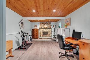 Wonderful family room with slider walkout