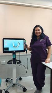 Dr. Ushma Kakkad Demonstrating the AI Lumina Machine at Summirow Dental Hospital