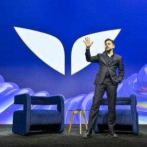 Vishen Lakhiani at Mindvalley Manifesting Summit LA