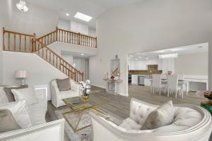 New Listing Alert Todd Troendle of Partner Real Estate Lists Upgraded End-Unit Townhome in Prime West Covina Location (3)