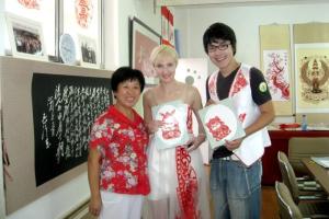 Paper cutting artist