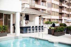 The Windsor Court Pool