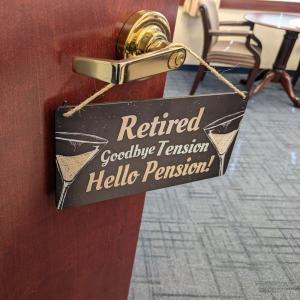 DavidHoff3 Retirement Door