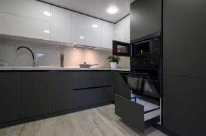 Cabinet Maker in Los Angeles