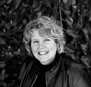 Comes Around, the first fiction book from former White House staffer and corporate communications executive and strategist Michelle S Head Shot of Author Michelle S. Morris