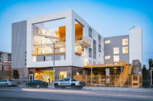 Central Apartments Front Exterior - Los Angeles, CA