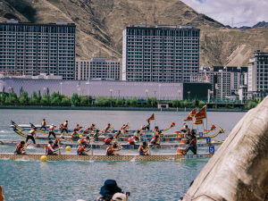 World’s Highest-Altitude Dragon Boat Race Sets Record in Xi Zang4