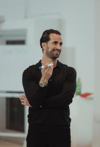 David Ghiyam 01