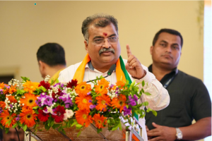 Ravindr_Chavan.png