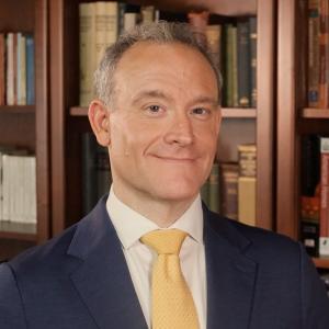 202504 - Headshot