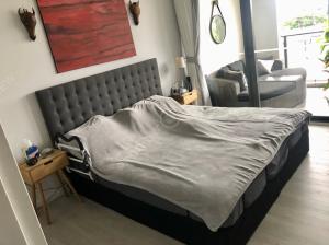 sleeps 2