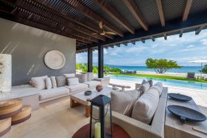 PM Villa Hermosa Terrace