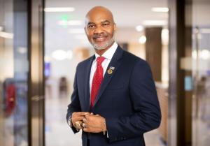 Douglas Eze