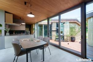 Interior of Lib Earth House Model B