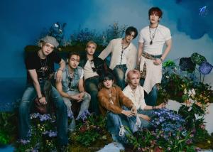 After releasing their third full-length album, Youth Chapter 3 : ROMANTIC YOUTH, at the end of July, EPEX has released an English version of the album’s title track, “눈물나게 고마워 (Grateful to Tears),” with a new English title, “FOOL