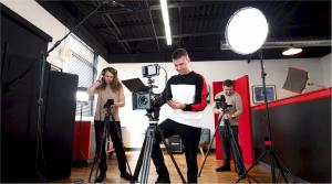 Mirrorless Productions Tel: (920) 573-5280