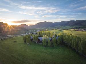 Concierge Auctions announced today that bidding has officially opened at US$20 million for Moonshot Ranch – a once-in-a-lifetime equestrian estate located minutes from downtown Aspen, Colorado, with panoramic views of the majestic Elk Mountain Range