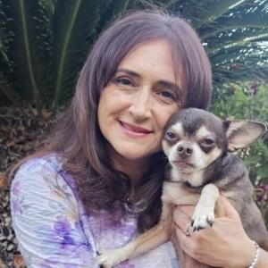 Dr. Lis Pilago, at her practice of in home pet euthanasia in Anaheim and surrounding cities.