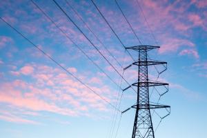 The HVDC Transmission Market was valued at USD 8,639