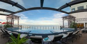 Stylishly Sustainable Admiral Hotel Manila – MGallery Now Green Globe Certified 16 Admiral Hotel Manila - MGallery