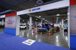 Joe's garage entrance - AAPEX