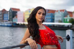 Curaçao Meets Thailand: Camille Thomas Captivates with Cross-Cultural Journey to Miss Universe 13 Representing the heart and soul of her island, Camille Thomas poses along the iconic waterfront of Willemstad. Her poised presence reflects her readiness to bring the spirit of Curaçao to the global Miss Universe stage.