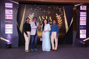 Offrd Inc, an HR technology company focused on helping startups and SMEs simplify people operations, has been recognized at the Asia Excellence Awards 2025 as the “Top HR & Payroll Company to Watch – 2025 Offrd team receiving the award from Jaya Prada