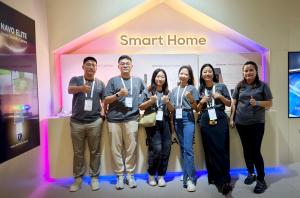 Dreame Smart Home Team bietet vor Ort Unterstützung am Messestand.
