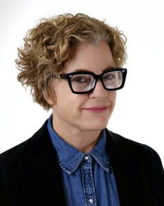 Erin Van Rheenen Headshot