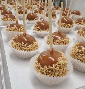Koeze Cashew Caramel Apples