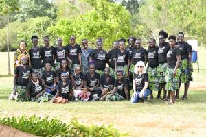 Group Shot of the Ladies of Baskets and Beads Kenya