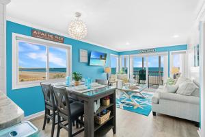 Casa Esperanza at Pelicans Watch Condo Association