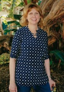 Lori Pollack is a Santa Monica award-winning watercolor artist with a passion for color; follow her on Instagram @ lori.pollack.art.