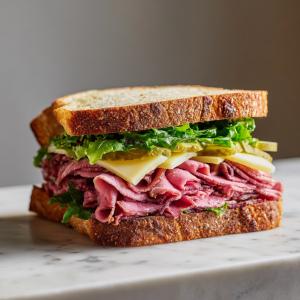 This week, Aussie Select, the first fully cooked lamb charcuterie line in the United States, is expanding into 17 Cosentino’s Price Chopper and Cosentino’s Market stores across Missouri and Kansas Sandwich featuring lamb pastrami