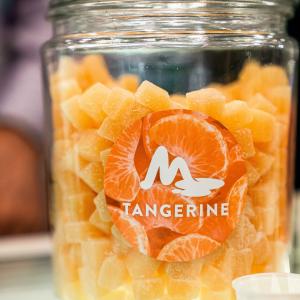Melt-to-Make™ formulations are developed with all-natural flavors and colors, sourced from fruits, vegetables, and botanicals to support clean-label product development. By eliminating synthetic dyes and artificial additives, the company provides manufact