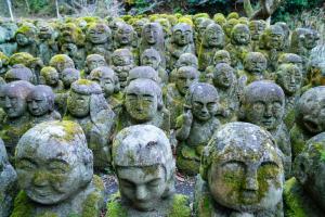 With the Kyoto of Small Things Tour you'll visit Kyoto's Arashiyama, exploring folk sculpture, moss temples, traditional craft shops