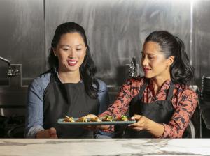 CULT-FAVORITE NYC DUMPLING SHOP MIMI CHENG’S LAUNCHES FROZEN DUMPLINGS NATIONWIDE AT SELECT WHOLE FOODS MARKET STORES 7 23890823 sisters