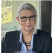Spotlight on Influential Women: Lisa Loop – Renowned Novelist and Powerful Literary Voice