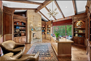 Rodeo_office_23
