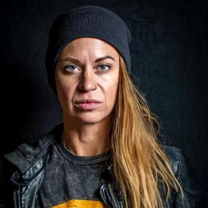 23952577 lacy saunders