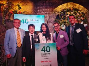 ★Economist_Liu Blossom Stool Metallic By Tokujin Yoshioka Carbon Fiber - Trunks