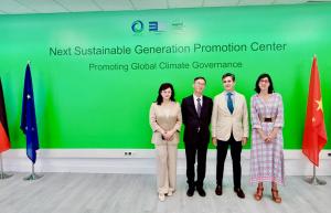 Chinese ambassador to Spain visited BIC EURONOVA1